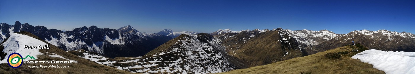 47 Cresta di vetta del Gardena con vista a sud ed ovest.jpg